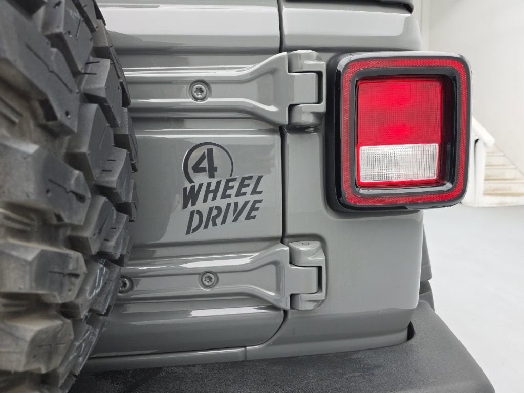2022 Jeep Wrangler Willys 4x4