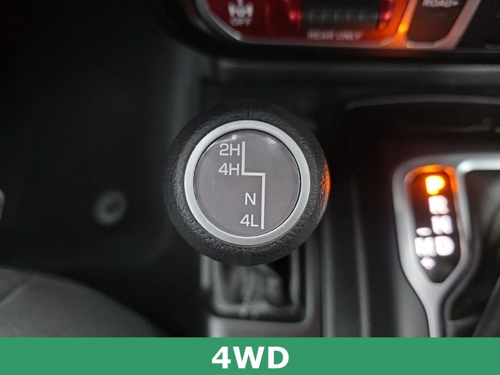 2024 Jeep Wrangler 4-Door Willys 4x4