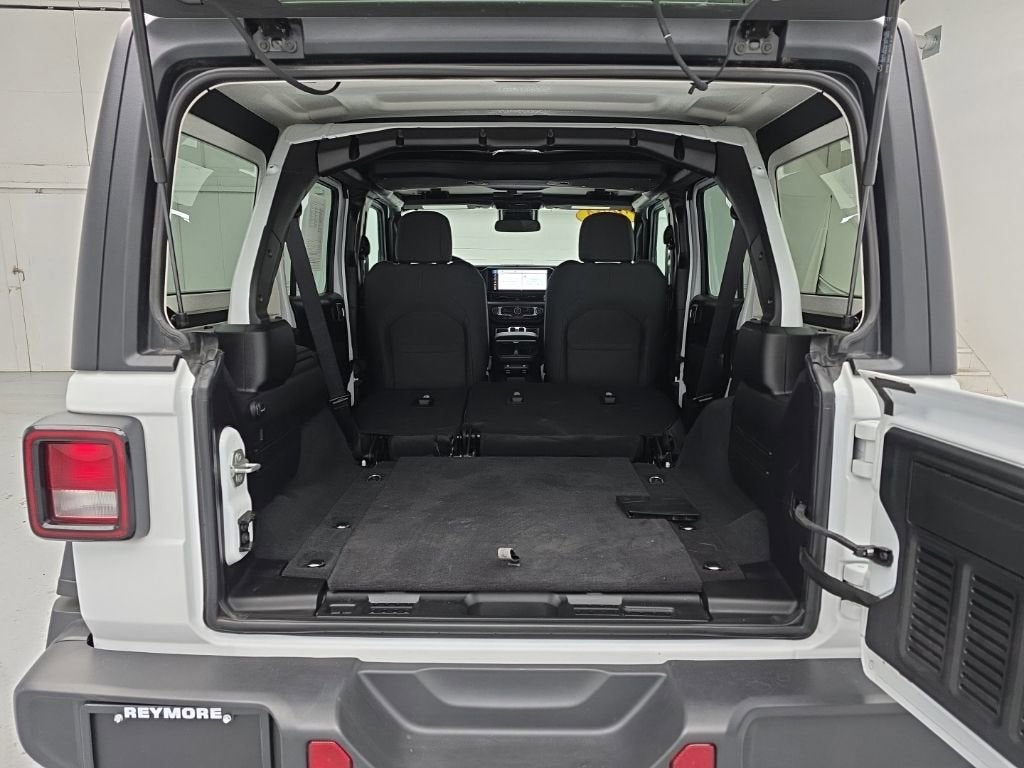 2024 Jeep Wrangler 4-Door Willys 4x4