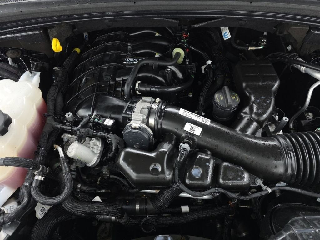 2023 Jeep Grand Cherokee Laredo 4x4