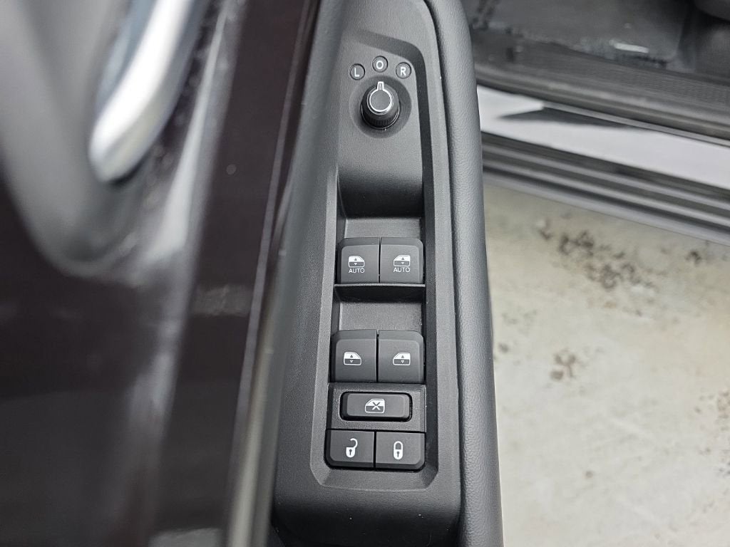 2023 Jeep Grand Cherokee Laredo 4x4