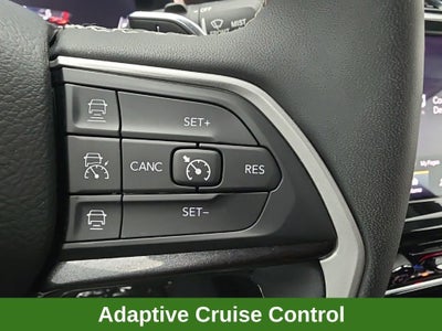 2023 Jeep Grand Cherokee Laredo 4x4