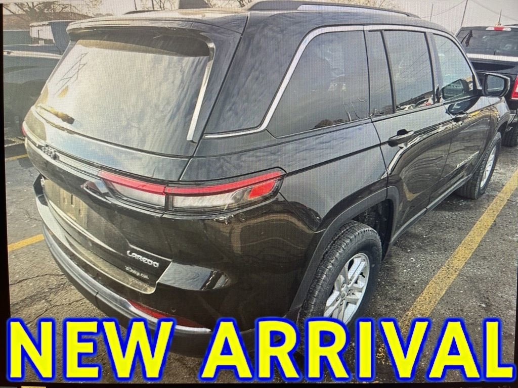 2023 Jeep Grand Cherokee Laredo 4x4