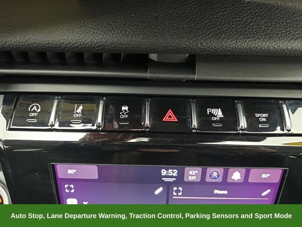 2023 Jeep Grand Cherokee Laredo 4x4