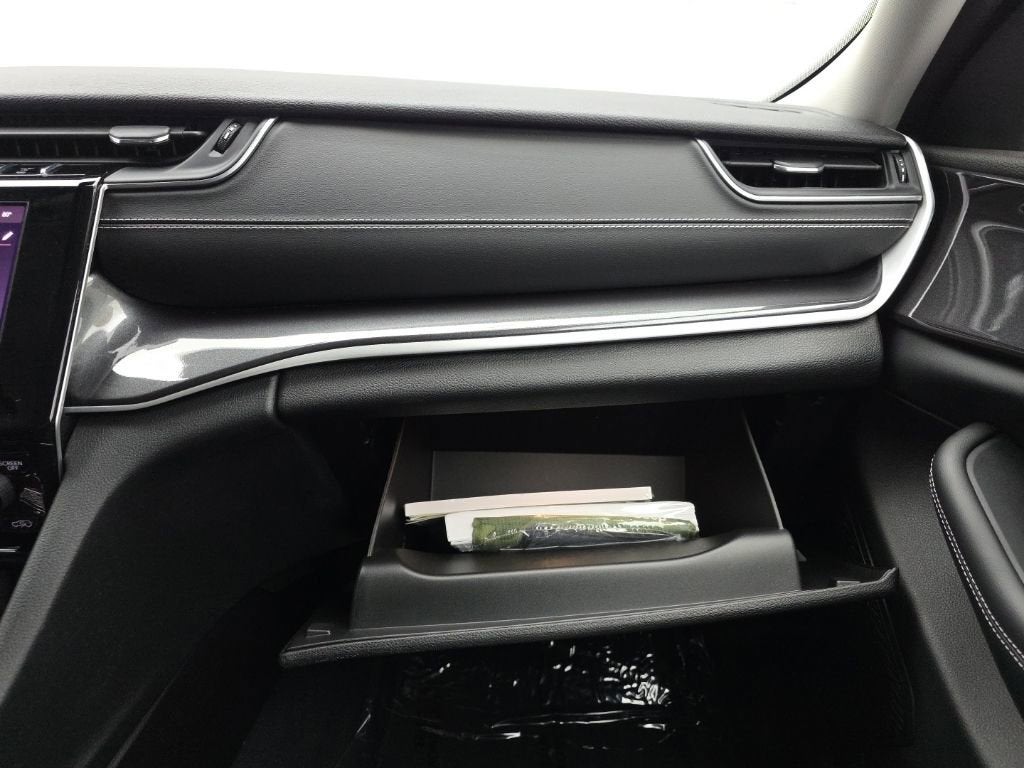 2023 Jeep Grand Cherokee Laredo 4x4