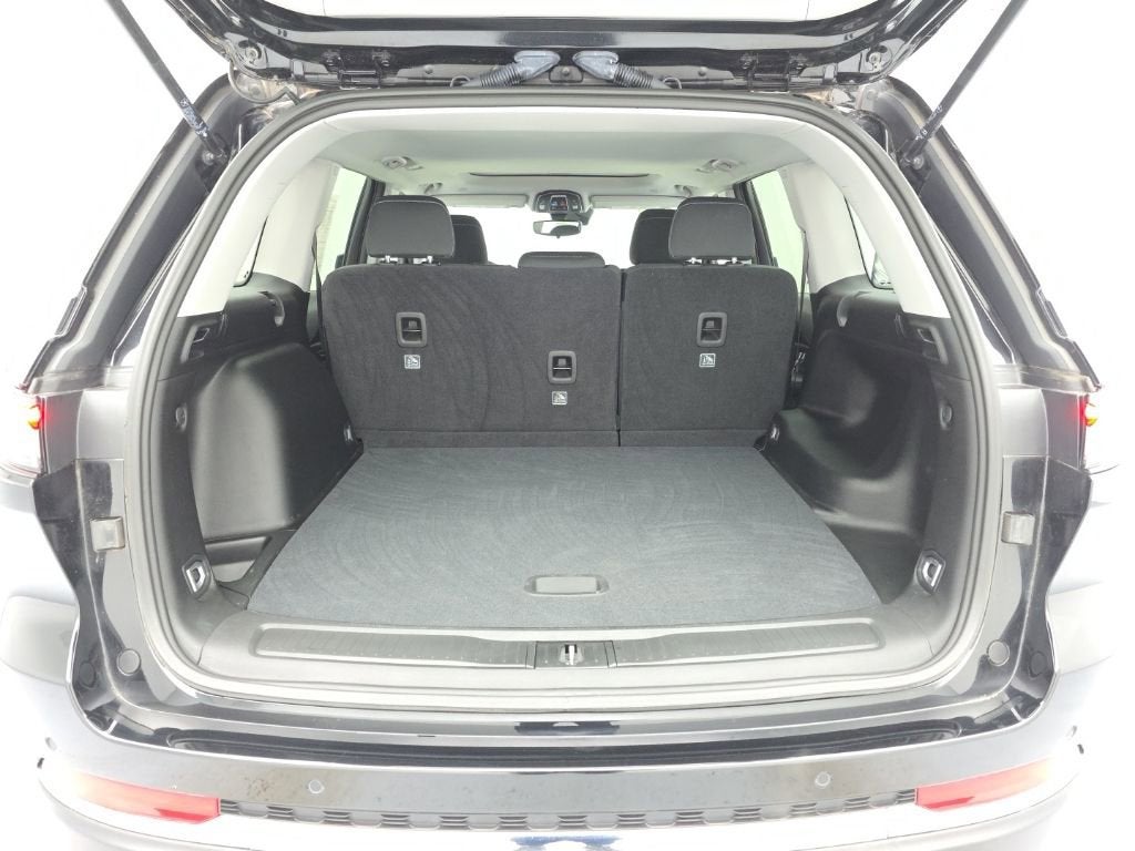 2023 Jeep Grand Cherokee Laredo 4x4