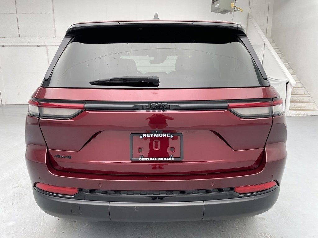 2023 Jeep Grand Cherokee Altitude 4x4