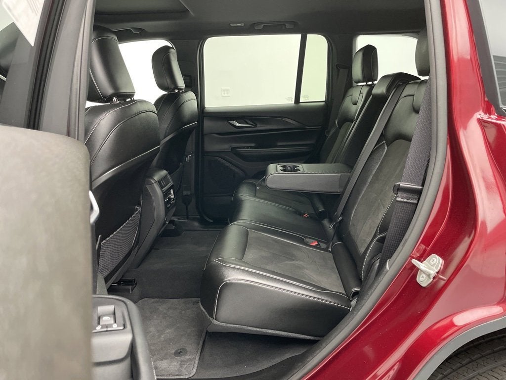 2023 Jeep Grand Cherokee Altitude 4x4