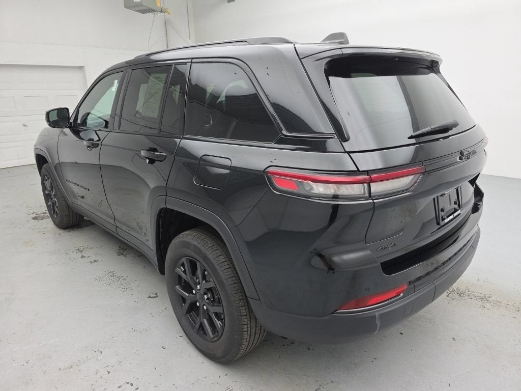 2025 Jeep Grand Cherokee Altitude 4x4