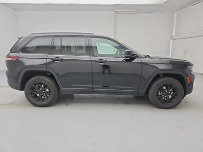 2025 Jeep Grand Cherokee Altitude 4x4