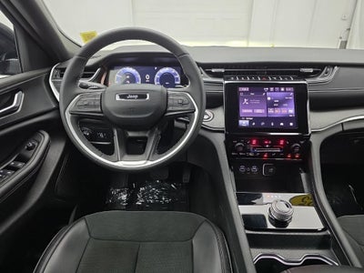2025 Jeep Grand Cherokee Altitude 4x4