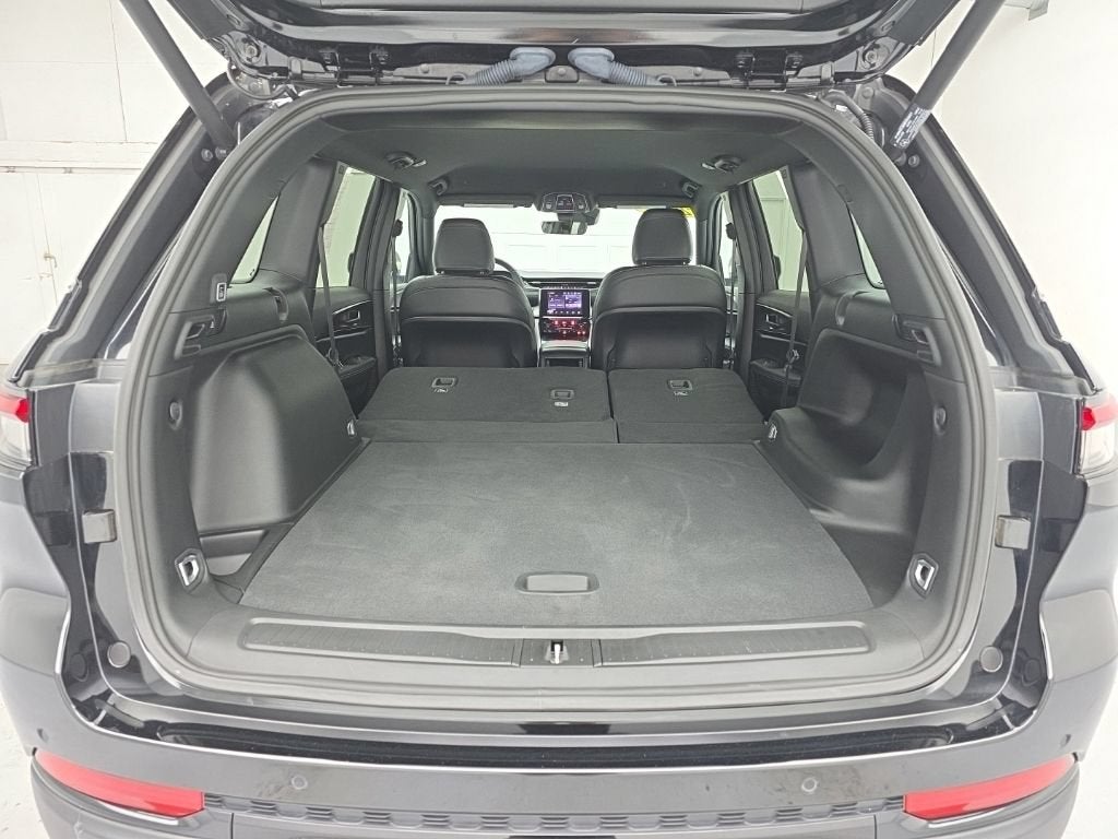 2025 Jeep Grand Cherokee Altitude 4x4