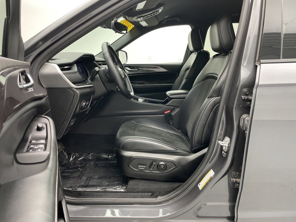 2022 Jeep Grand Cherokee L Altitude 4x4