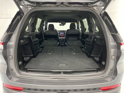 2022 Jeep Grand Cherokee L Altitude 4x4