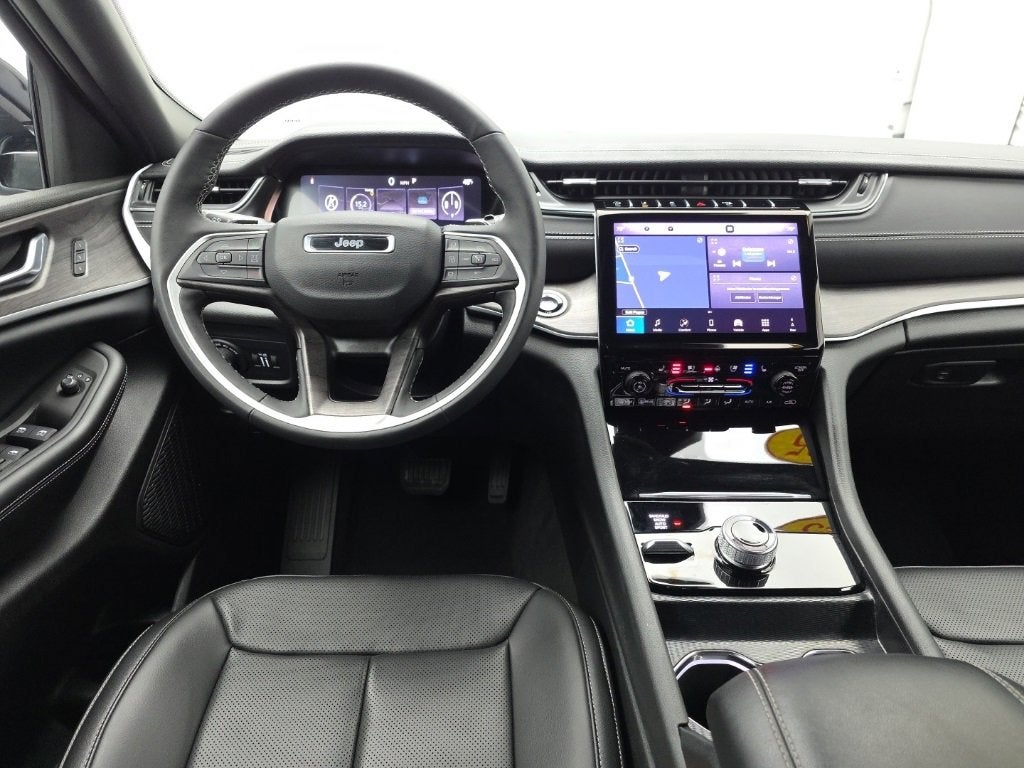 2025 Jeep Grand Cherokee L Limited 4x4