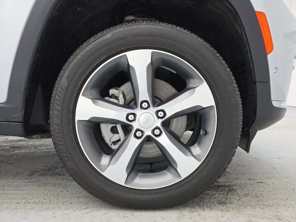 2025 Jeep Grand Cherokee L Limited 4x4