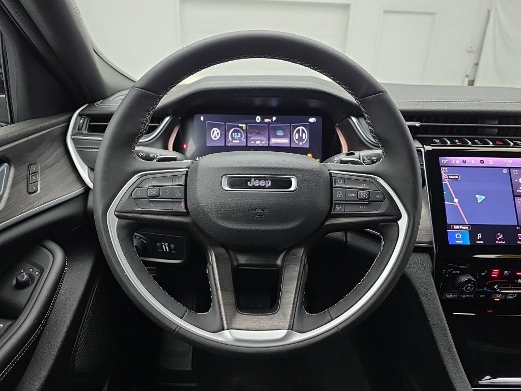 2025 Jeep Grand Cherokee L Limited 4x4