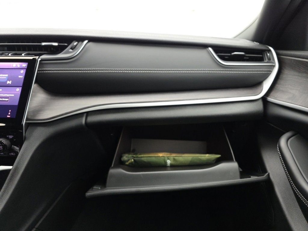 2025 Jeep Grand Cherokee L Limited 4x4