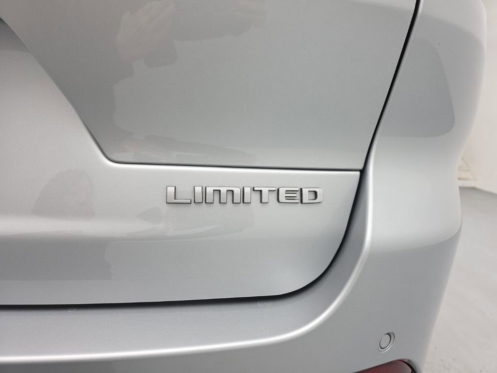 2025 Jeep Grand Cherokee L Limited 4x4