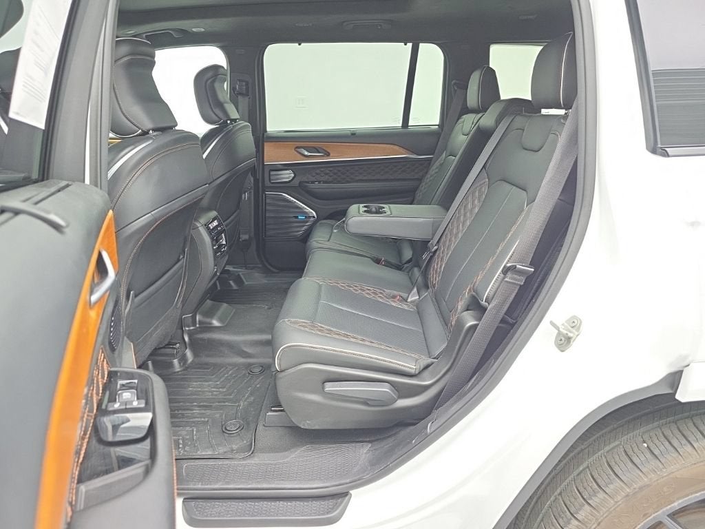2024 Jeep Grand Cherokee L Summit Reserve