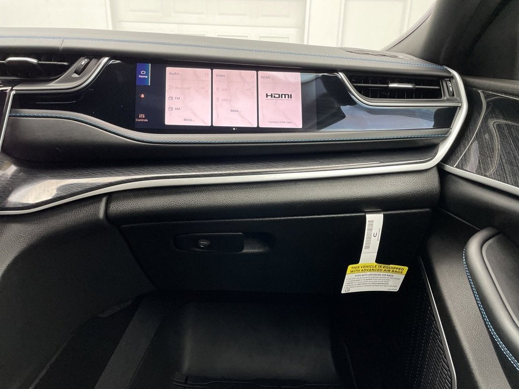 2022 Jeep Grand Cherokee 4xe Trailhawk 4x4