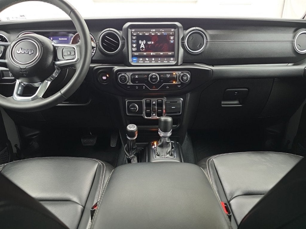 2023 Jeep Gladiator Overland 4x4