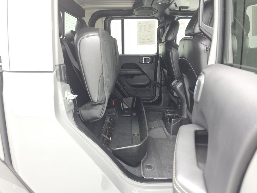 2023 Jeep Gladiator Overland 4x4