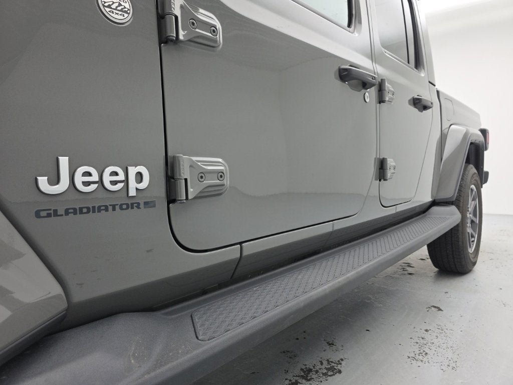 2023 Jeep Gladiator Overland 4x4