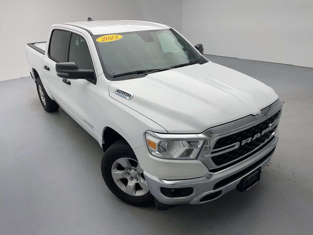 2023 RAM 1500 Big Horn Crew Cab 4x4 5'7" Box