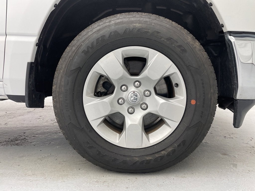 2023 RAM 1500 Big Horn Crew Cab 4x4 5'7" Box