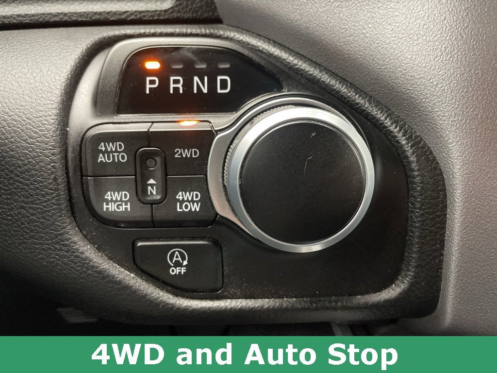 2023 RAM 1500 Big Horn Crew Cab 4x4 5'7" Box