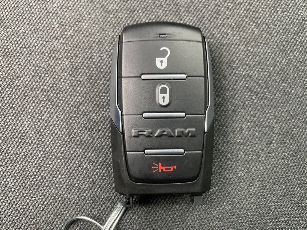 2023 RAM 1500 Big Horn Crew Cab 4x4 5'7" Box