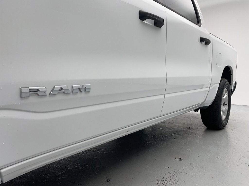 2023 RAM 1500 Big Horn Crew Cab 4x4 5'7" Box