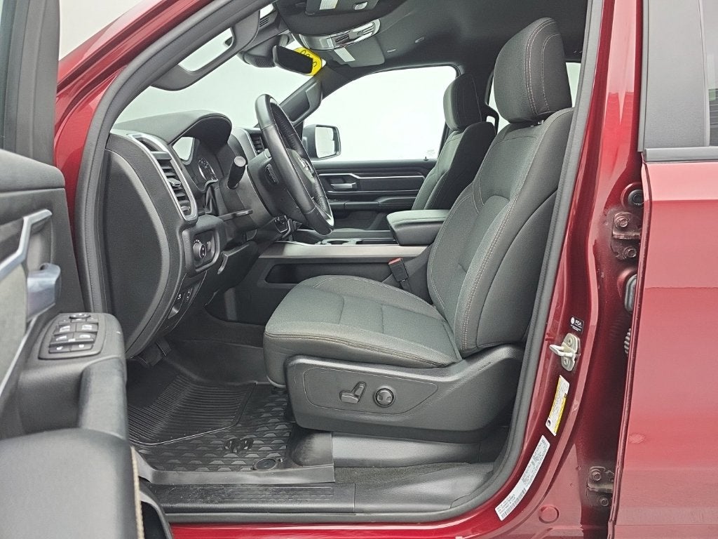 2022 RAM 1500 Big Horn Quad Cab 4x4 6'4" Box