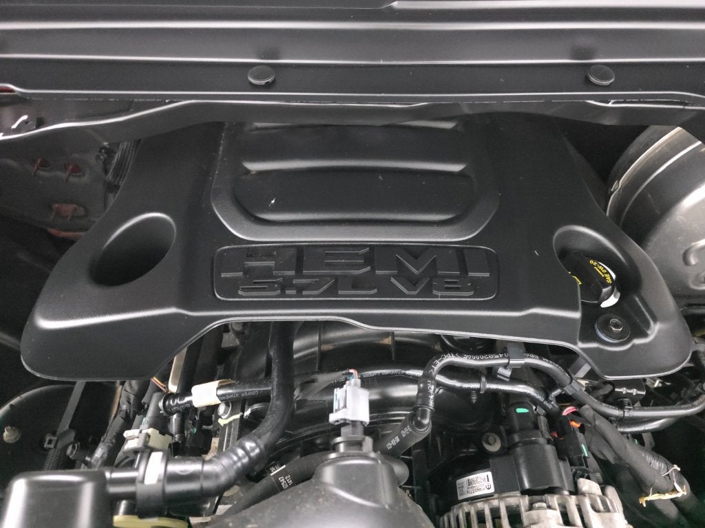 2022 RAM 1500 Big Horn Quad Cab 4x4 6'4" Box