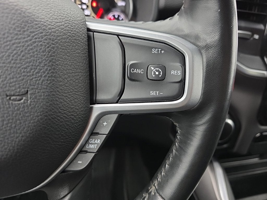 2022 RAM 1500 Big Horn Quad Cab 4x4 6'4" Box