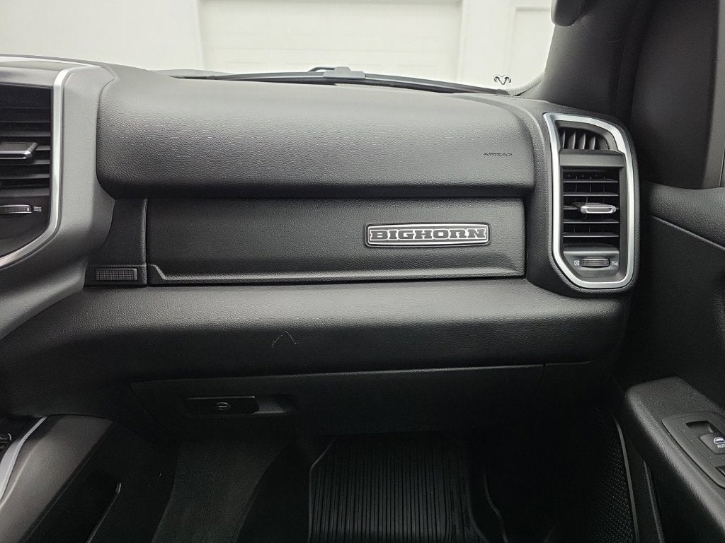2022 RAM 1500 Big Horn Quad Cab 4x4 6'4" Box