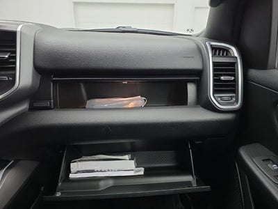 2022 RAM 1500 Big Horn Quad Cab 4x4 6'4" Box