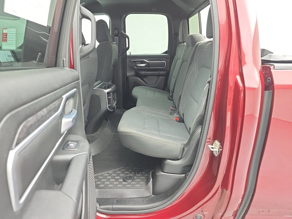 2022 RAM 1500 Big Horn Quad Cab 4x4 6'4" Box