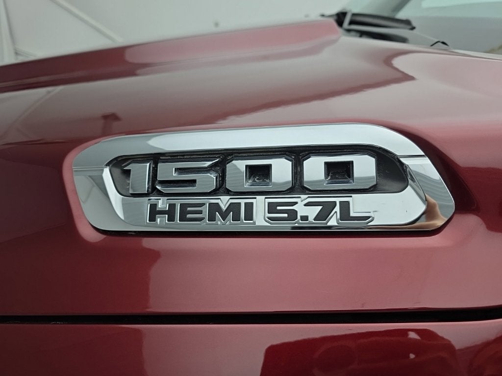 2022 RAM 1500 Big Horn Quad Cab 4x4 6'4" Box