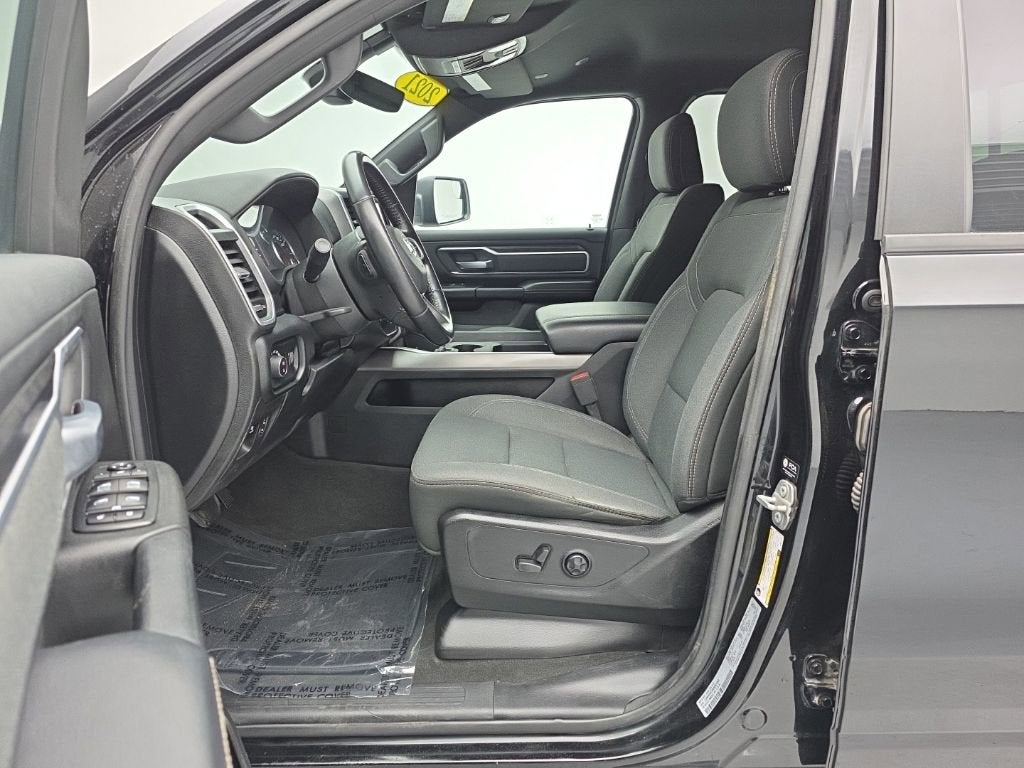 2021 RAM 1500 Big Horn Quad Cab 4x4 6'4" Box