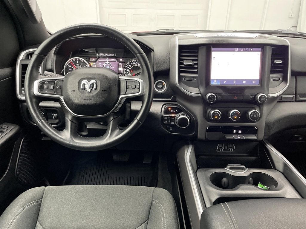 2022 RAM 1500 Big Horn Crew Cab 4x4 5'7" Box