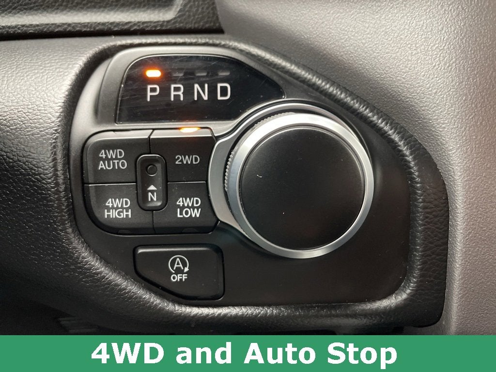 2022 RAM 1500 Big Horn Crew Cab 4x4 5'7" Box