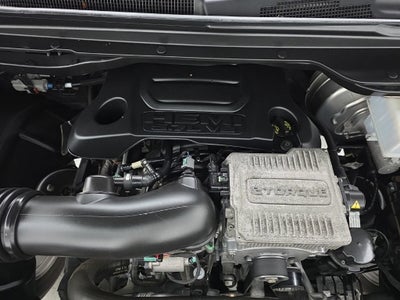 2023 RAM 1500 Laramie Crew Cab 4x4 5'7" Box