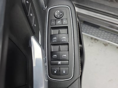 2023 RAM 1500 Laramie Crew Cab 4x4 5'7" Box