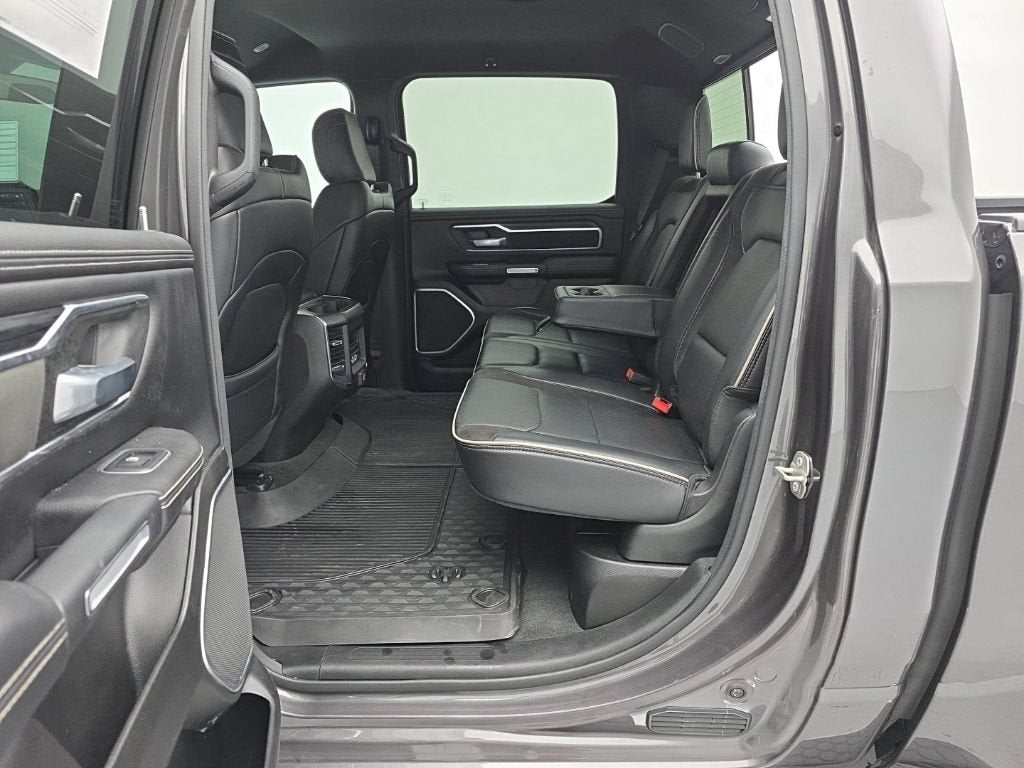 2023 RAM 1500 Laramie Crew Cab 4x4 5'7" Box