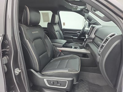 2023 RAM 1500 Laramie Crew Cab 4x4 5'7" Box