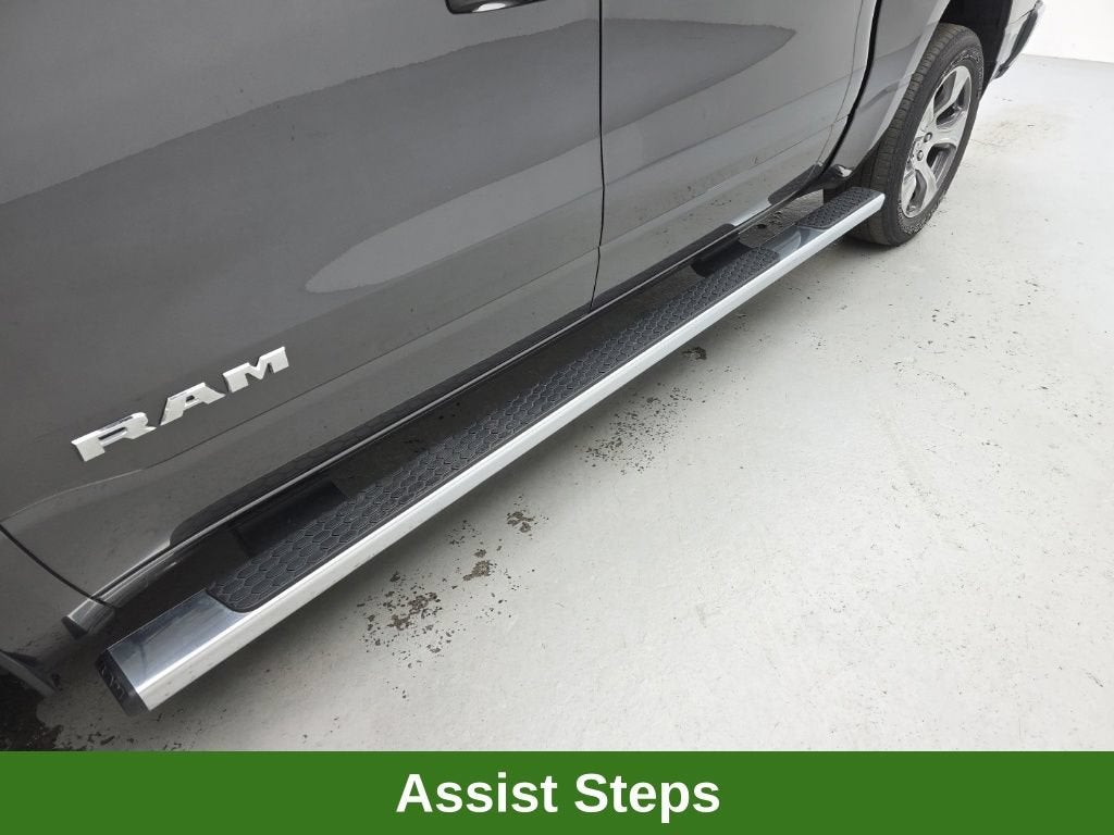 2023 RAM 1500 Laramie Crew Cab 4x4 5'7" Box