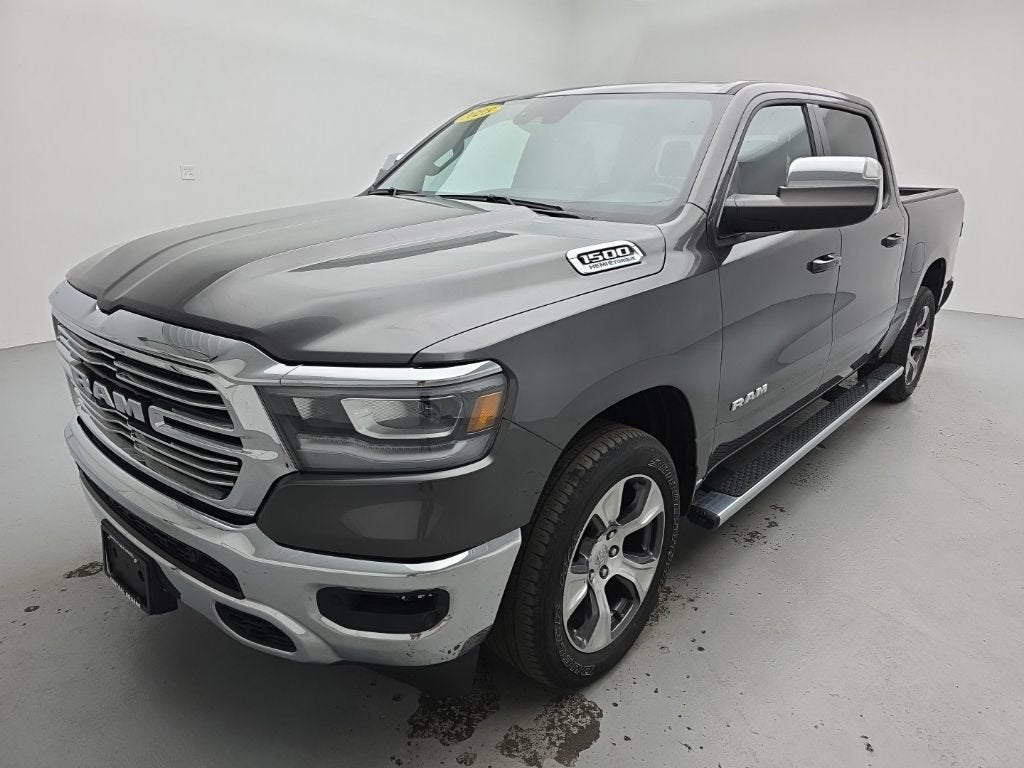 2023 RAM 1500 Laramie Crew Cab 4x4 5'7" Box