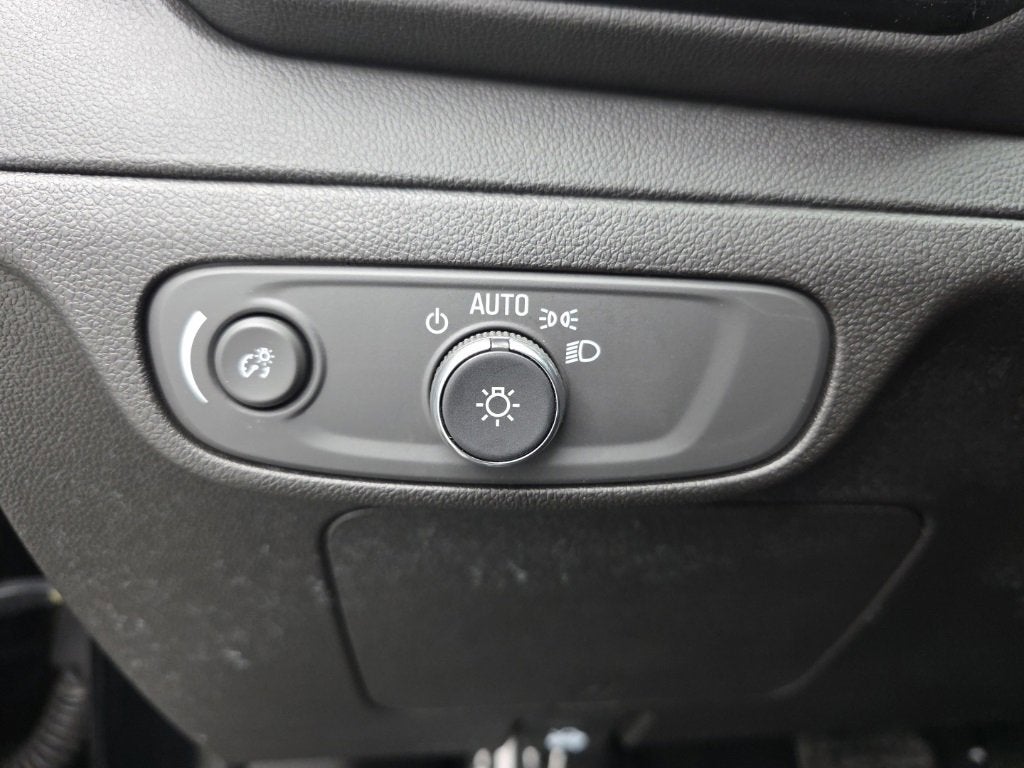 2023 Chevrolet Bolt EUV LT